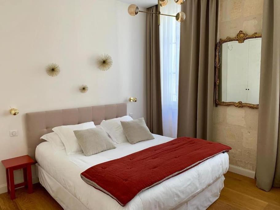Maison D'Hotes, Terrasse & Jacuzzi En Plein Centre Bordeaux Luaran gambar